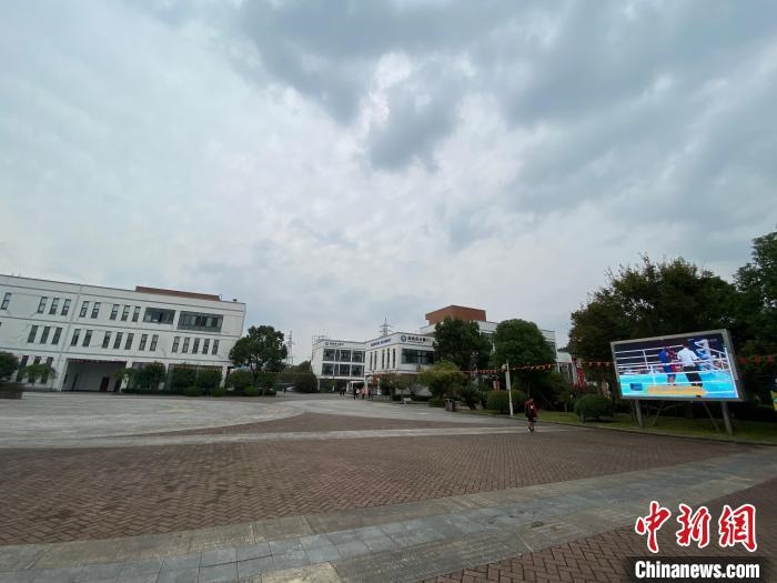 寧波市第二少年兒童業(yè)余體育學(xué)校。　林波 攝