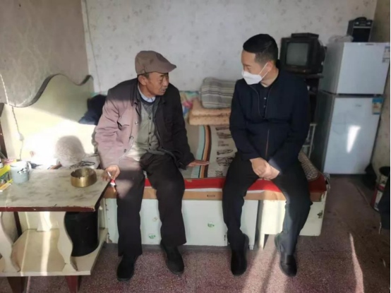 “清風夜?！闭谝两鸹袈迤旒o委監(jiān)委掀起一場“頭腦風暴”11.26714.png