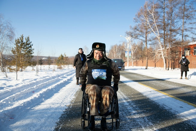 中共黨員、一等功榮立者王曙光不畏嚴(yán)寒，挑戰(zhàn)自我（王鵬）.jpg
