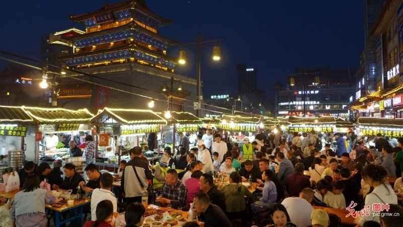 餐飲消費(fèi)“再添一把火” 中國(guó)經(jīng)濟(jì)“再上新臺(tái)階”