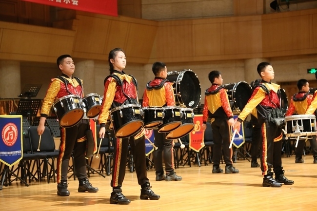 “樂動(dòng)金帆 ‘藝’起交響”為主題的專場音樂會(huì)現(xiàn)場。主辦方供圖