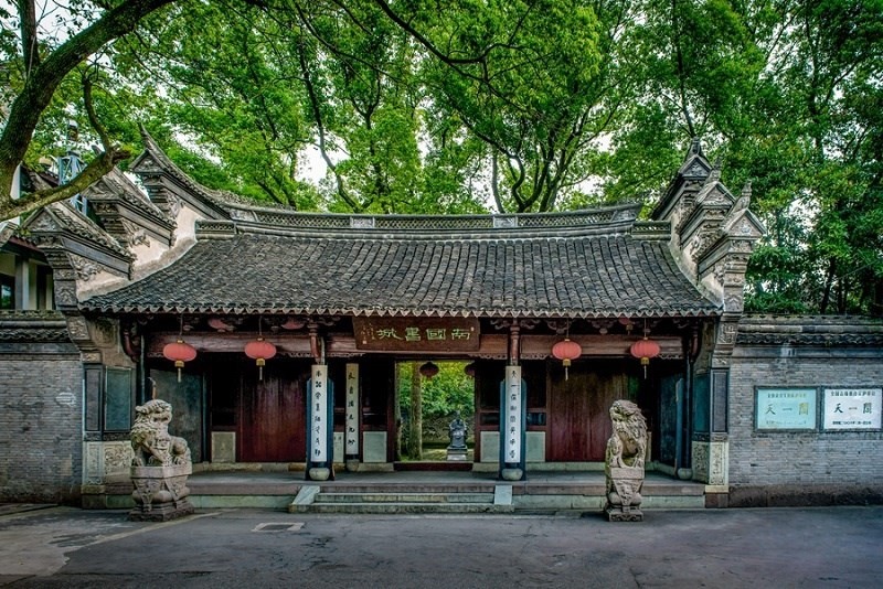 天一閣正門。 天一閣博物院供圖