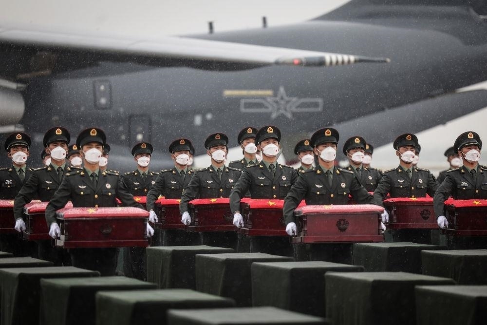 △2022年9月16日，載運著88位在韓中國人民志愿軍烈士遺骸及837件遺物的空軍專機降落在沈陽桃仙國際機場，英雄們回到祖國懷抱。