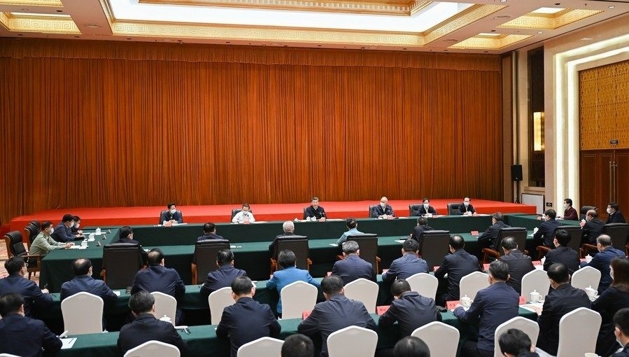  2023年6月8日上午，習(xí)近平在呼和浩特聽取內(nèi)蒙古自治區(qū)黨委和政府工作匯報(bào)并發(fā)表重要講話。