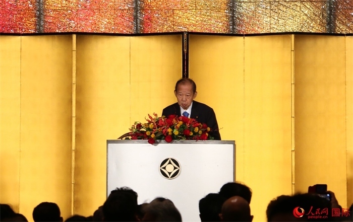 日中友好議員聯(lián)盟會長二階俊博發(fā)表致辭。人民網(wǎng) 許可攝