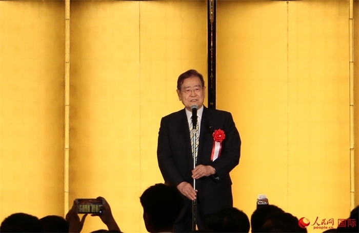 日中協(xié)會會長野田毅致祝酒辭。人民網(wǎng) 許可攝