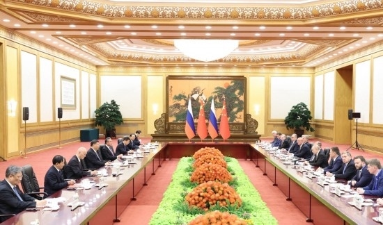 10月18日中午，國家主席習近平在北京人民大會堂同來華出席第三屆“一帶一路”國際合作高峰論壇的俄羅斯總統(tǒng)普京舉行會談。新華社記者 姚大偉 攝