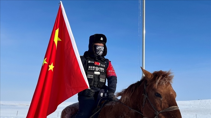 呼倫貝爾陳巴爾虎旗公安局副局長石永志。人民網記者 張敏穎攝