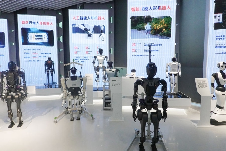 上?？萍紕?chuàng)新成果展（2023年11月28日攝）。