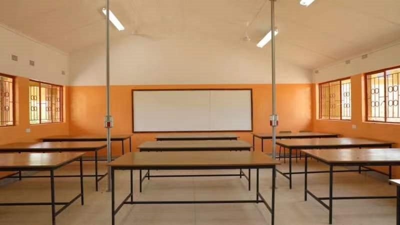 寬敞明亮的教室。主辦方供圖