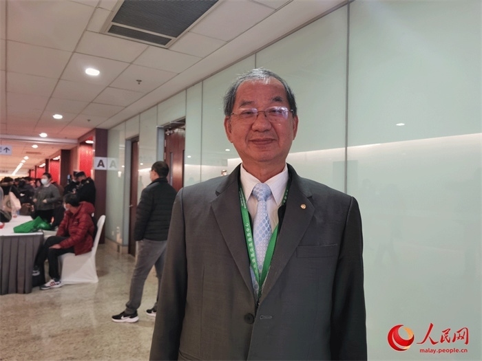 2.馬來(lái)西亞漢文化中心主席吳恒燦在北京出席世界中文大會(huì)。人民網(wǎng) 楊春燕攝