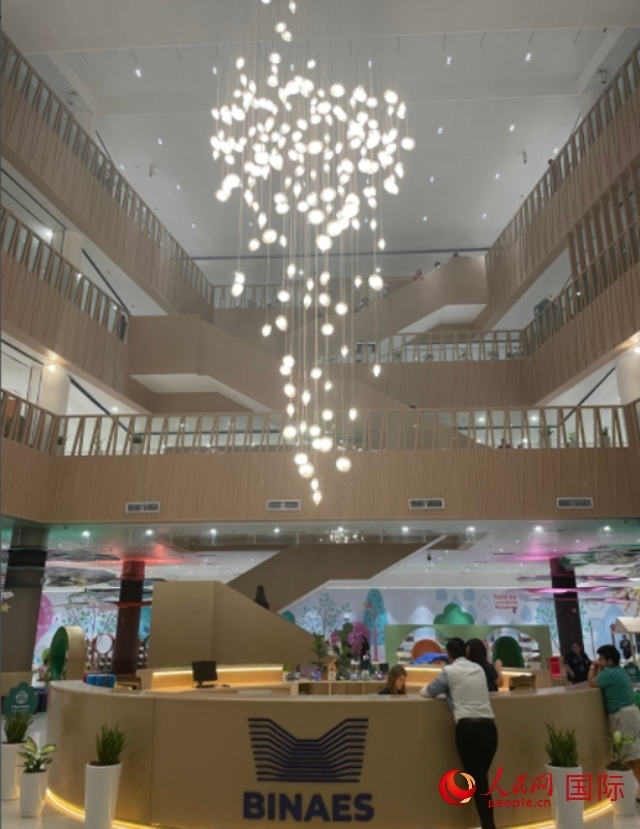 圖為中國援助薩爾瓦多國家圖書館內(nèi)景。 人民網(wǎng)記者 彭敏攝