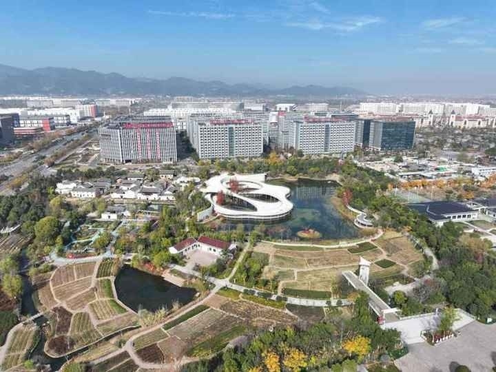 有機更新后的義烏城西街道橫塘村俯瞰圖。義烏城西街道供圖