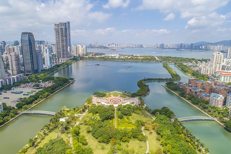 2021年5月15日，廈門，航拍筼筜湖，景色優(yōu)美。