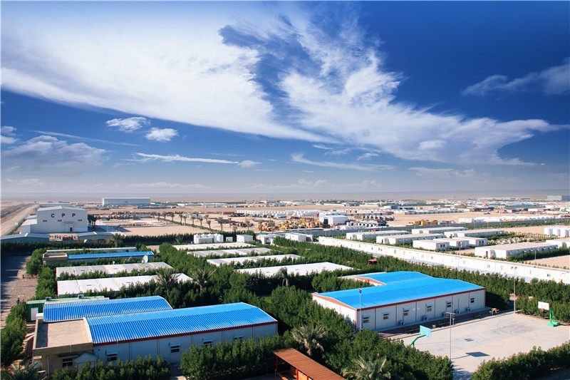 圖為中石油管道局伊拉克魯邁拉項(xiàng)目營地，中石油管道局供圖