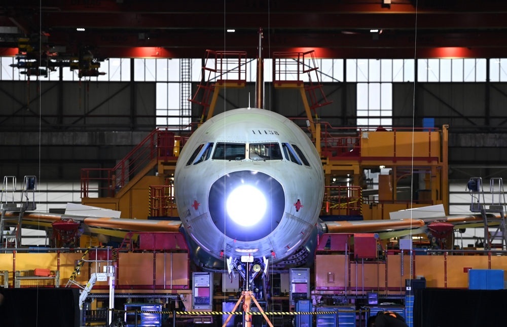 2022年11月9日，在空客天津總裝線，其首架空客A321飛機(jī)上線開始總裝。新華社記者 趙子碩 攝