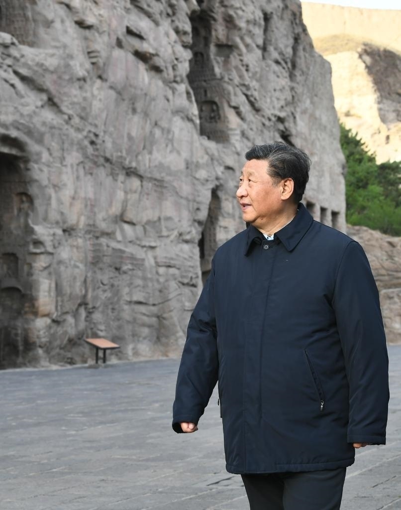 2020年5月11日，習近平總書記在山西云岡石窟實地了解歷史文化遺產(chǎn)保護情況。新華社記者 謝環(huán)馳 攝