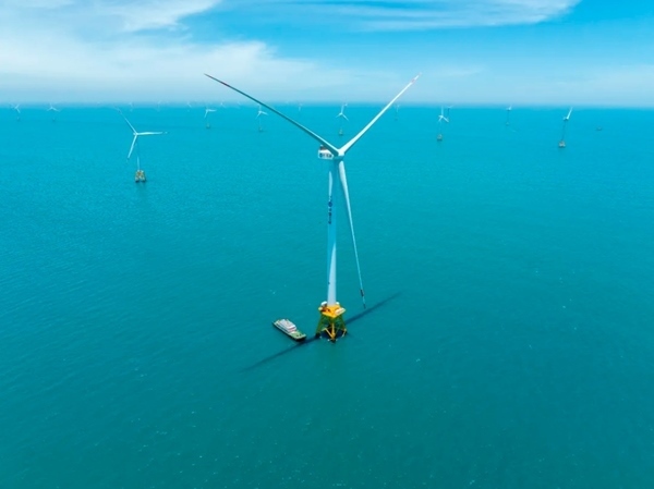 全球首臺(tái)16兆瓦海上風(fēng)電機(jī)組于2023年6月并網(wǎng)發(fā)電。韓磊攝