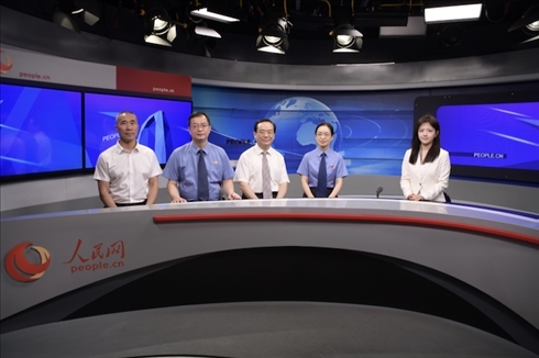 訪談現(xiàn)場。人民網(wǎng)記者 王曉嘯攝