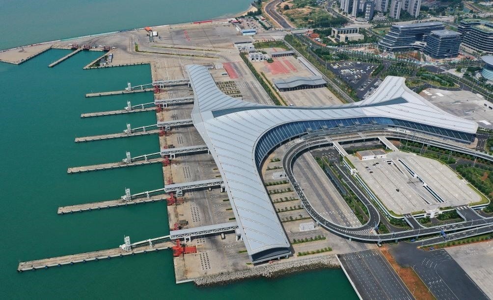 這是已經(jīng)停航的?？谛潞８郏?月4日攝，無人機照片）。新華社記者 郭程 攝