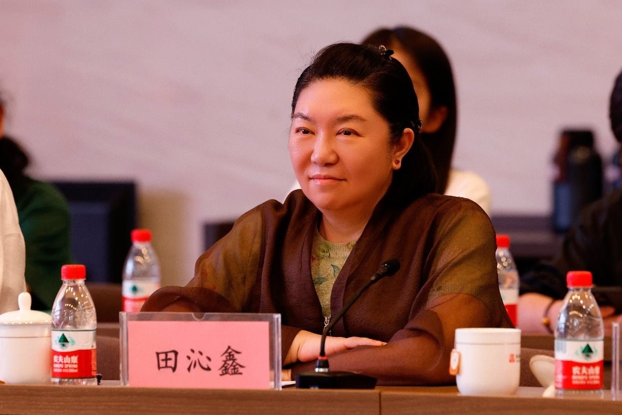 中國(guó)國(guó)家話劇院院長(zhǎng)田沁鑫。國(guó)話供圖