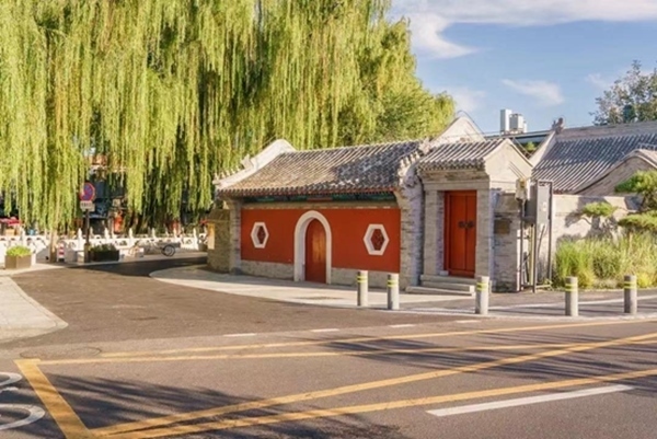 北京建筑大學(xué)古建保護與利用專業(yè)師生對北京德勝門內(nèi)大街開展空間品質(zhì)綜合提升項目，圖為項目竣工后的實景圖。校方供圖