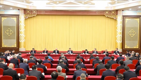 2024年3月6日，中共中央總書記、國(guó)家主席、中央軍委主席習(xí)近平看望參加全國(guó)政協(xié)十四屆二次會(huì)議的民革、科技界、環(huán)境資源界委員，并參加聯(lián)組會(huì)，聽取意見和建議。新華社記者 黃敬文 攝