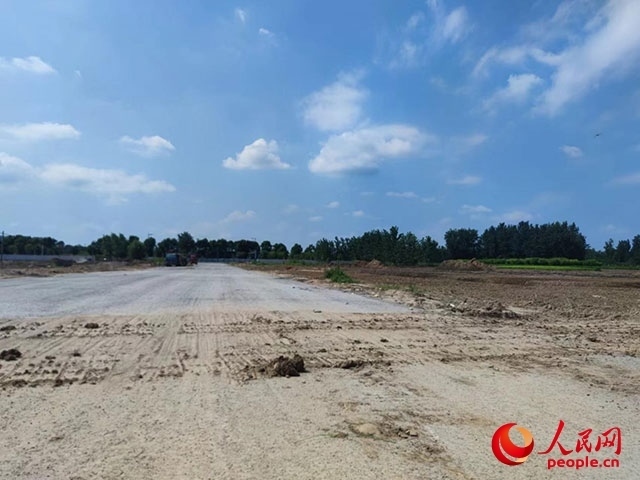 當?shù)匾驯唤型５柠}河東路。人民網(wǎng) 鞠峰攝