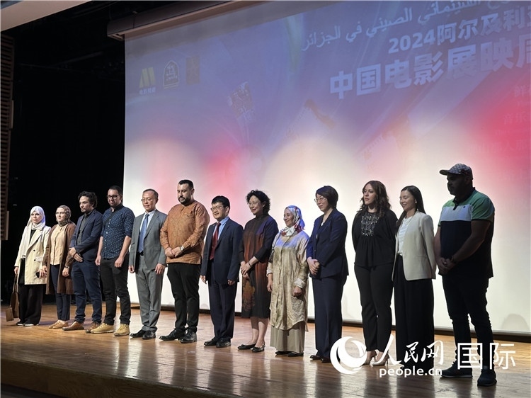 中阿兩國官員、電影行業(yè)從業(yè)者、媒體代表等出席開幕式 郝瑞敏攝