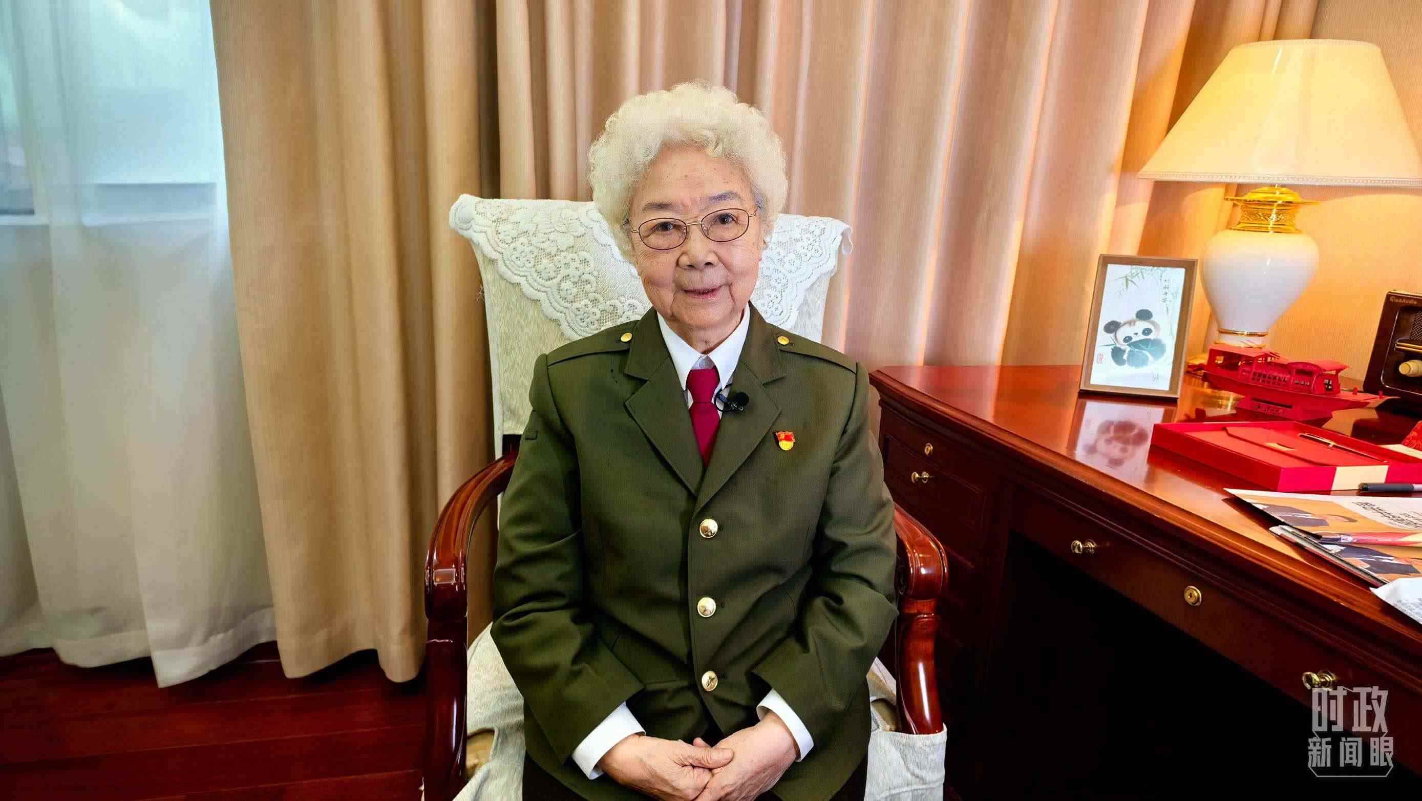 “人民藝術家”國家榮譽稱號獲得者田華。（總臺央視記者史偉拍攝）