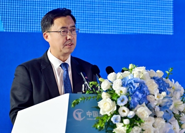 洋河股份黨委書記、董事長張聯(lián)東。受訪方供圖