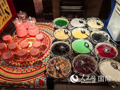 馬來西亞美食節(jié)現(xiàn)場準備的美食。人民網(wǎng) 楊春燕攝