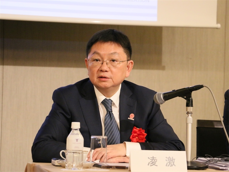 商務(wù)部副部長兼國際貿(mào)易談判副代表凌激致辭。人民網(wǎng) 許可攝