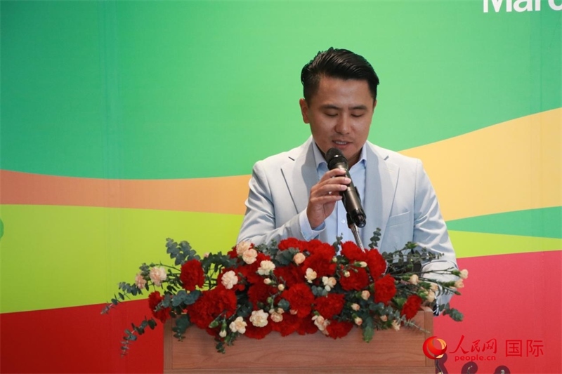 泰國華人青年商會會長刁刻佳發(fā)表講話。朱瀟逸攝