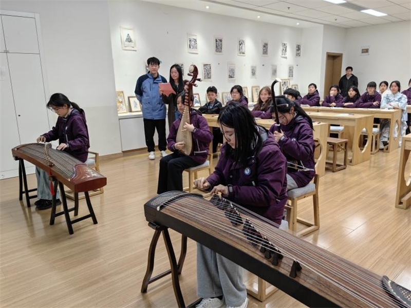 匡園學(xué)生民樂(lè)合奏。