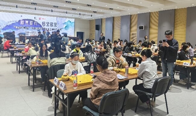 比賽現(xiàn)場(chǎng)。人民網(wǎng)記者 李乃妍攝