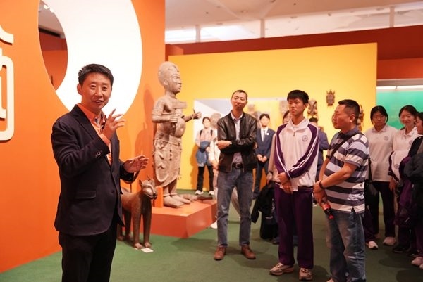 清華附中永豐學(xué)校家校共育活動(dòng)舉行。校方供圖