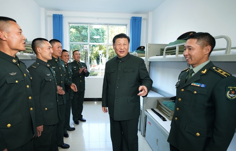 2020年1月19日，習(xí)近平主席視察駐云南部隊(duì)，深入邊防一線，看望慰問官兵。
